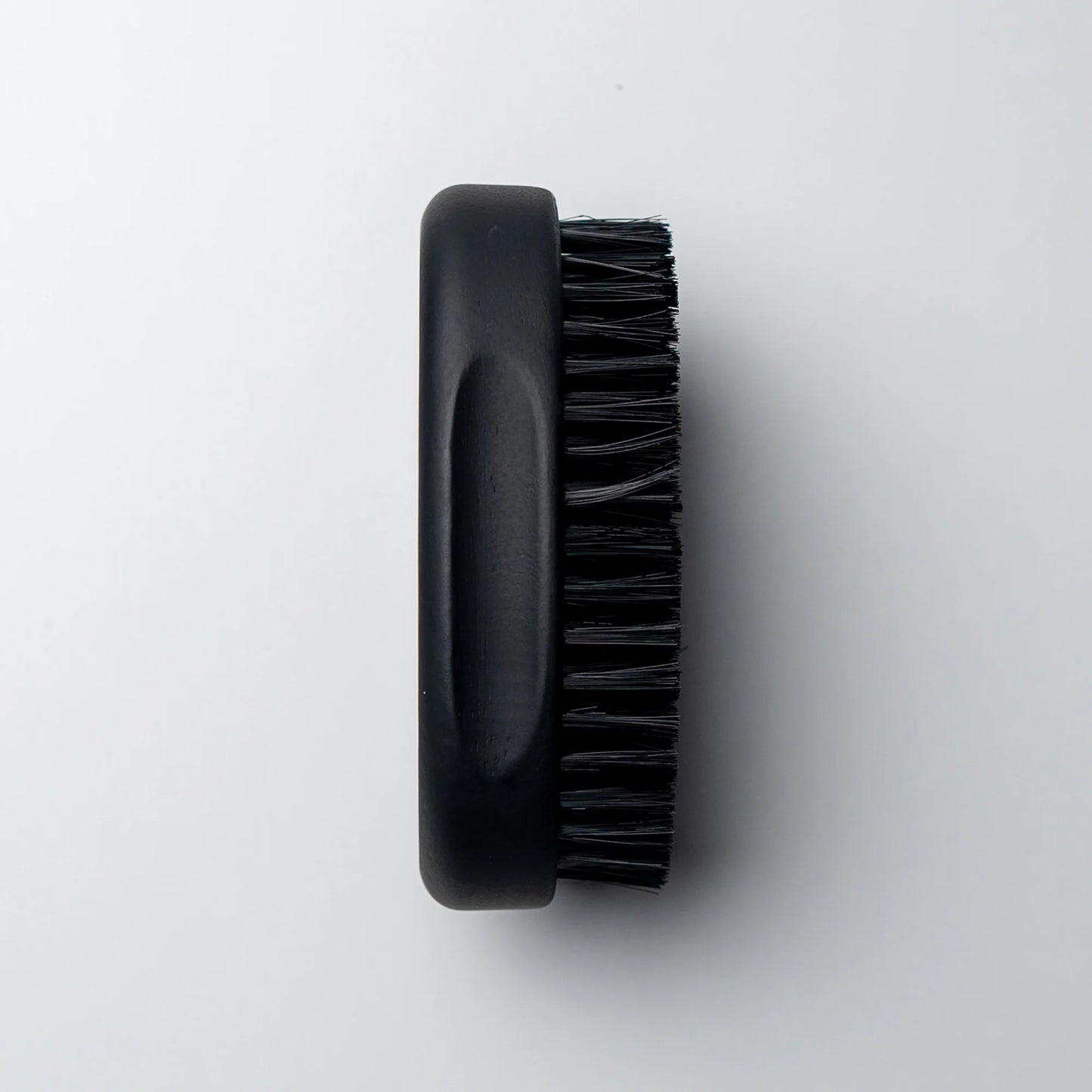 L3V3 Soft Palm Brush