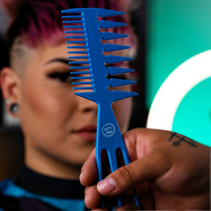 Rolda 3-in-1 Fish Tail Comb